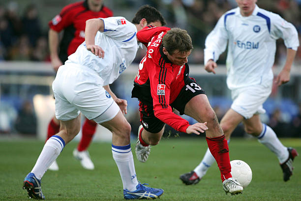 理层在签约 理层在签约