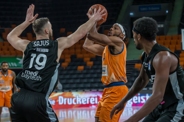 缺乏大赛经 缺乏大赛经